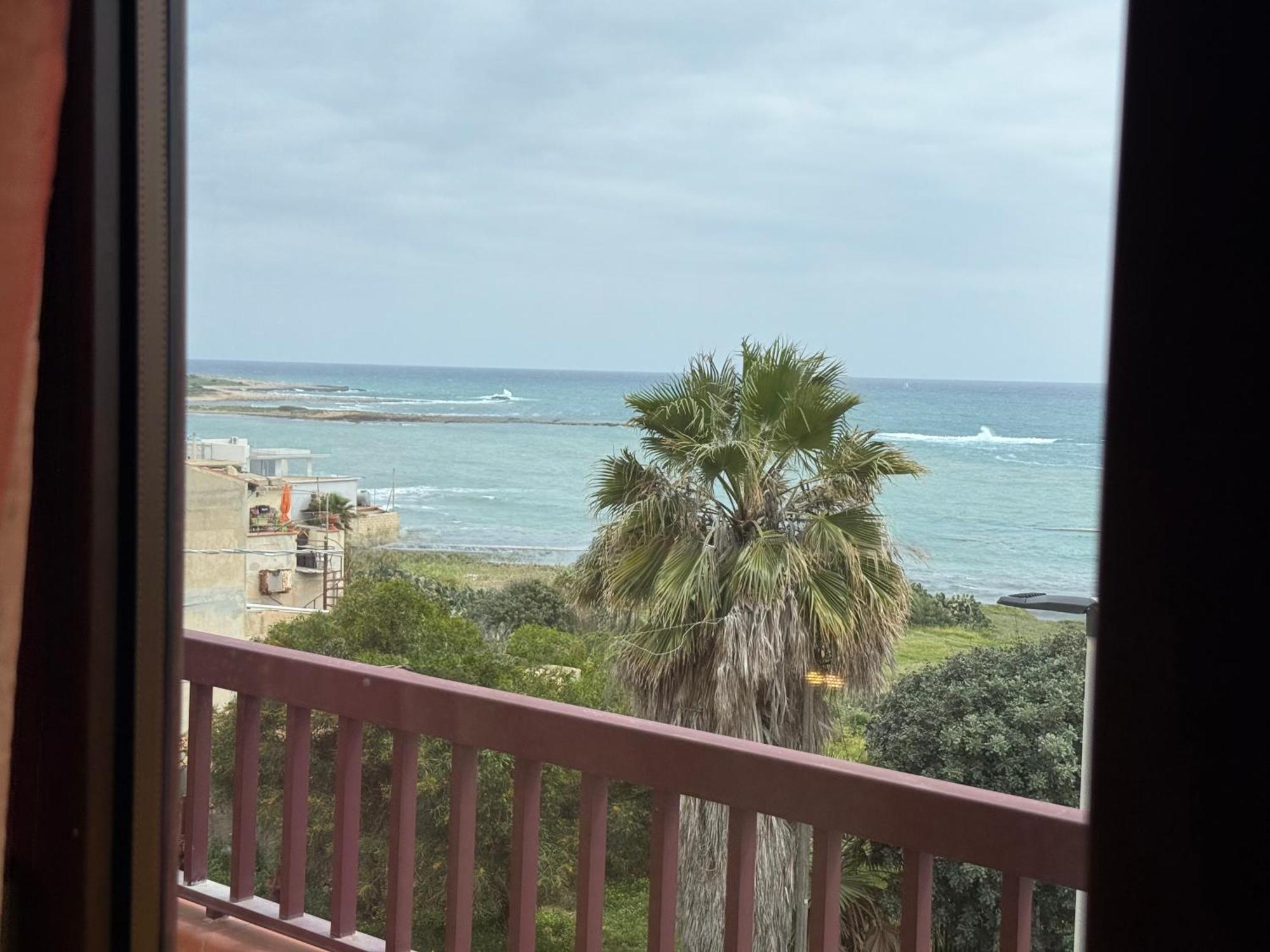 Albergo Perseo Portopalo Di Capo Passero Exterior photo