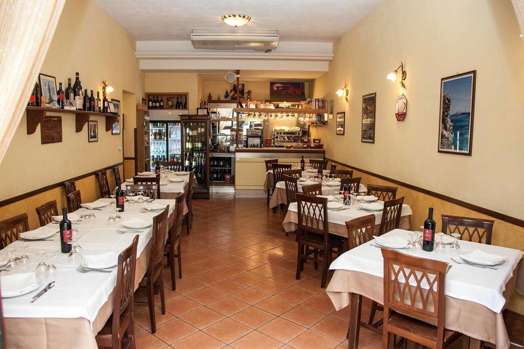 Albergo Perseo Portopalo Di Capo Passero Exterior photo